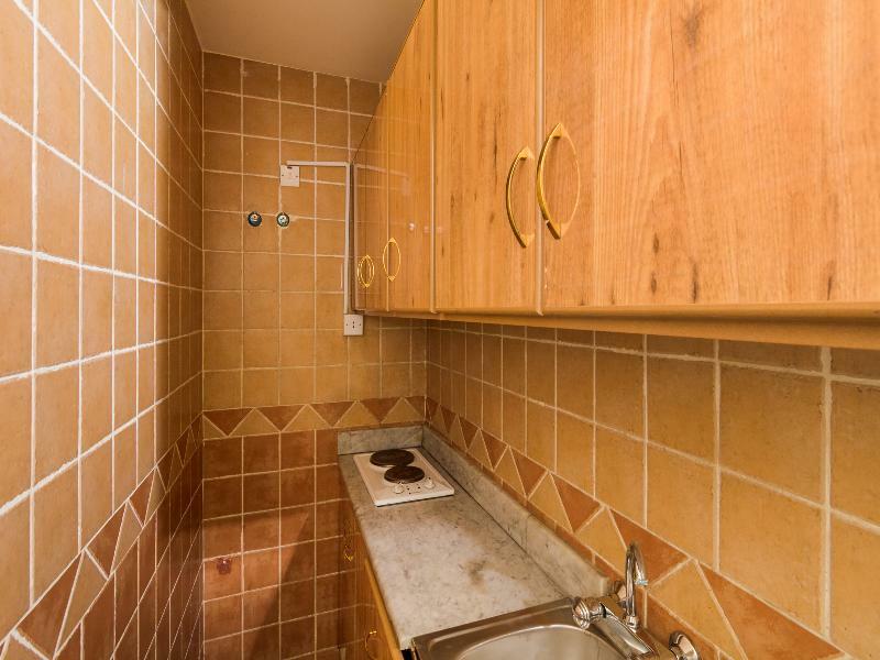 قصر الحمراء للأجنحة الفندقية Riyadh Exterior photo